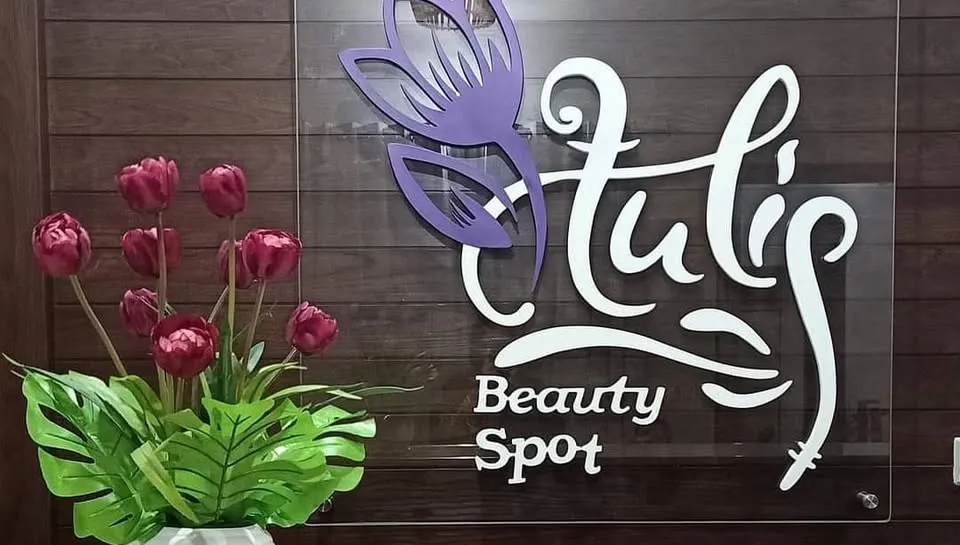 Tulip Beauty Spot by Miss Shama cover