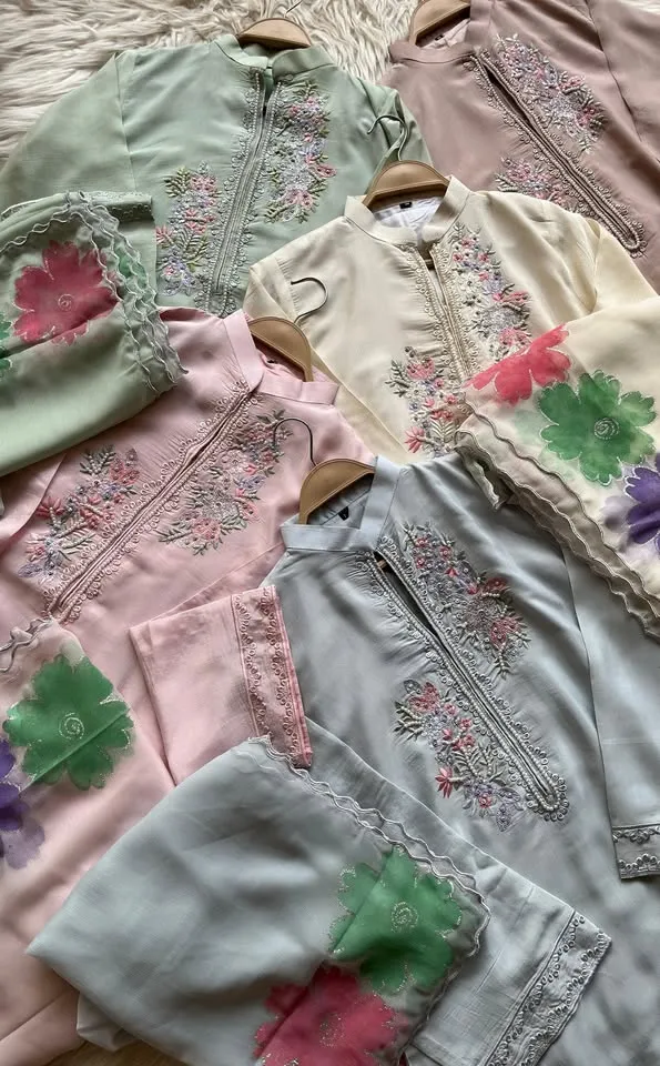 Gallery photo of Abeeha Collection sahiwal