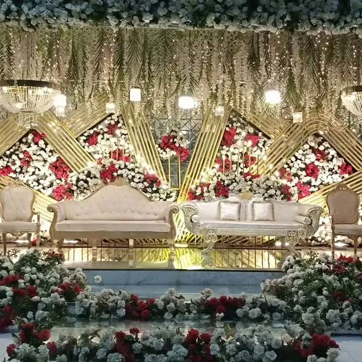 Gallery photo of Royal Crystal Marquee