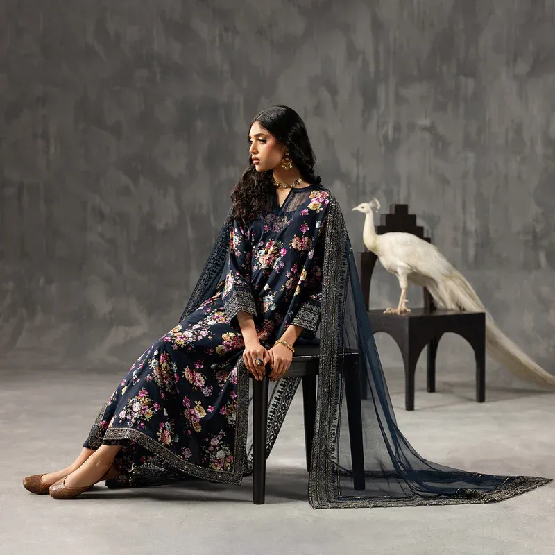 Gallery photo of Nishat Linen Sahiwal