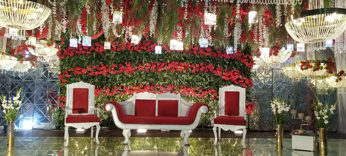 Gallery photo of Royal Crystal Marquee