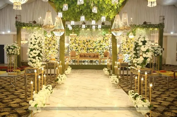 Gallery photo of The Royal's Marquee